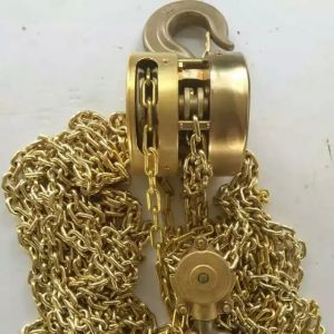 �����������J